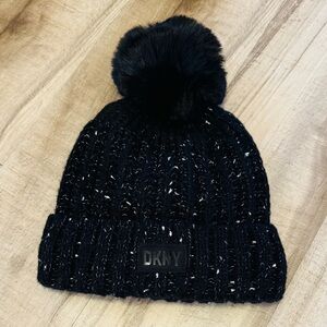 Women’s DKNY Cable Knit Beanie